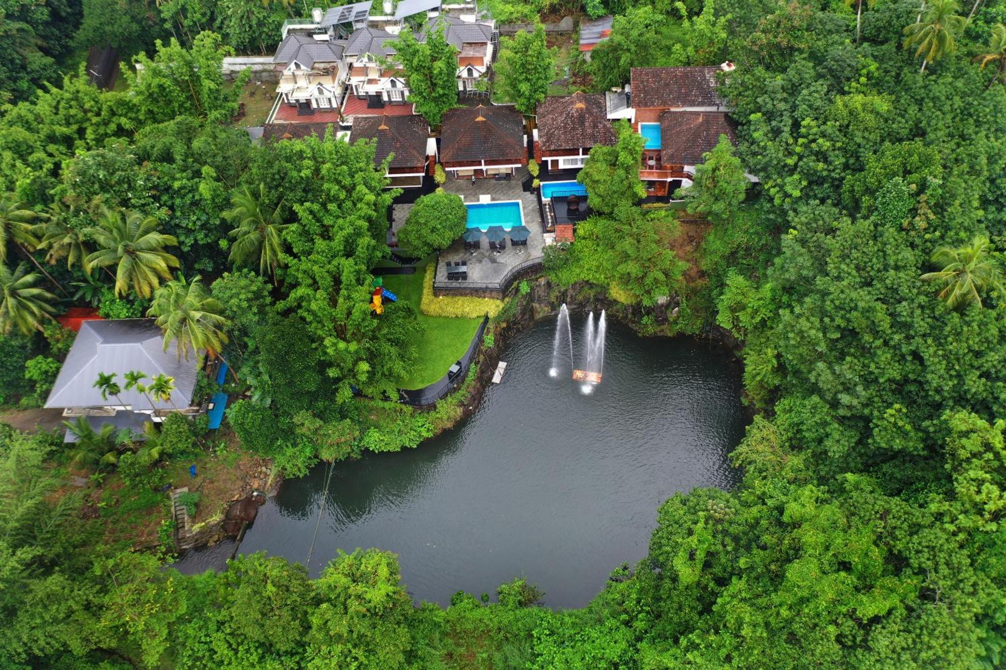 Athirapally Green Trees Athirappilly Ngoại thất bức ảnh